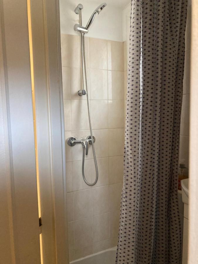 Une Chambre Chez Nous, A 12 Minutes De Paris Malakoff Kültér fotó